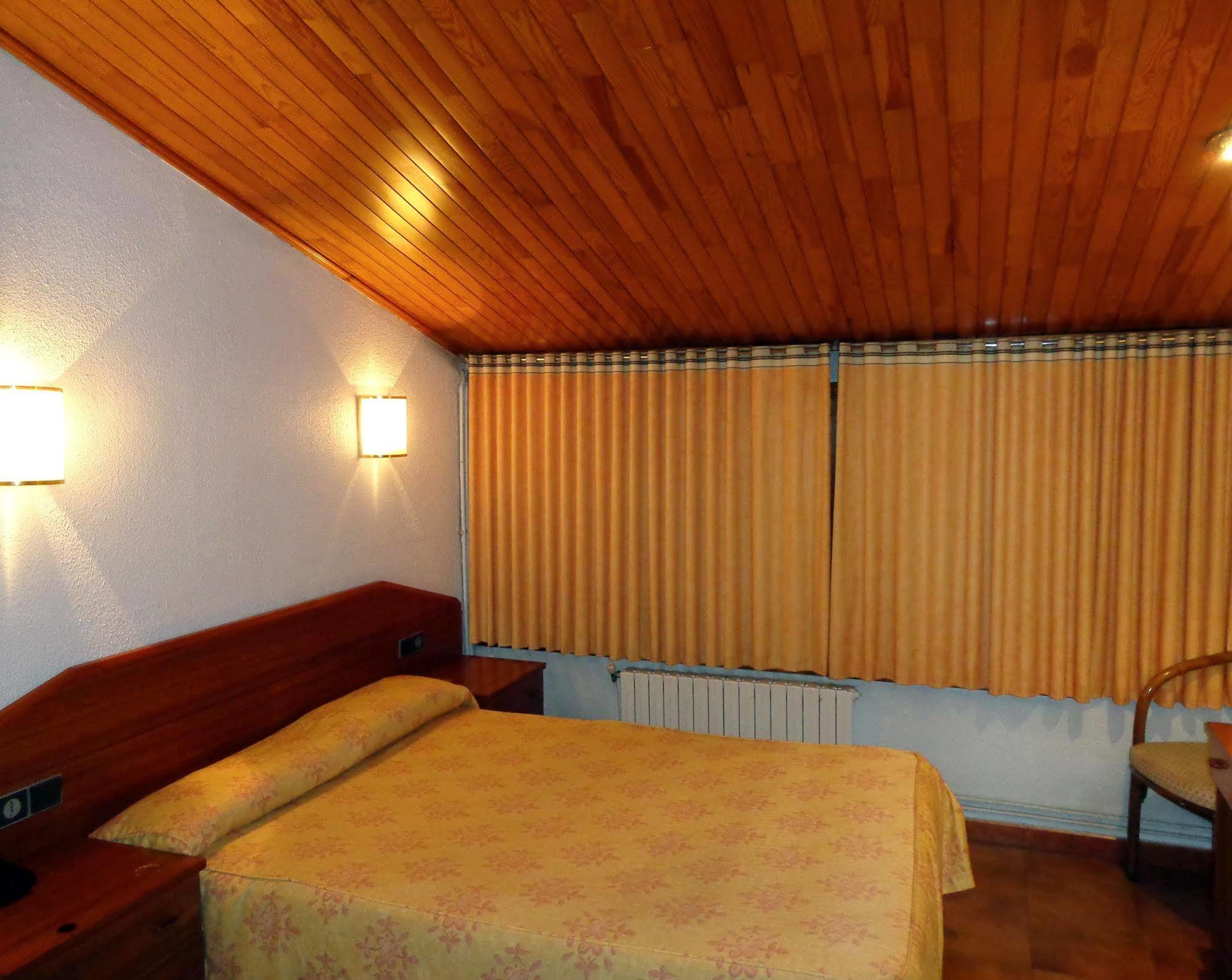Hotel Festa Brava Андорра-ла-Велья Екстер'єр фото